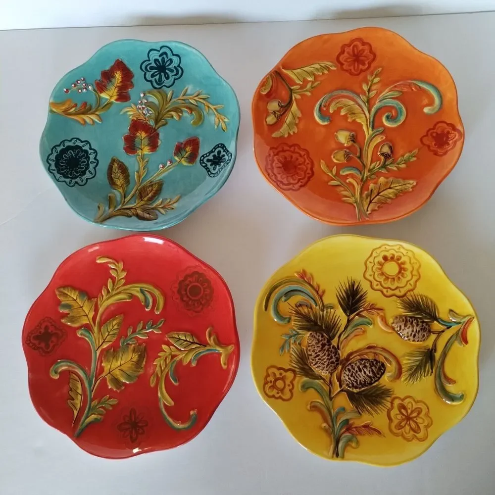Set Of 4 Lunch Plates Fall Leaves Acorns Relieved Scalloped Floral 8.25 Inches‎